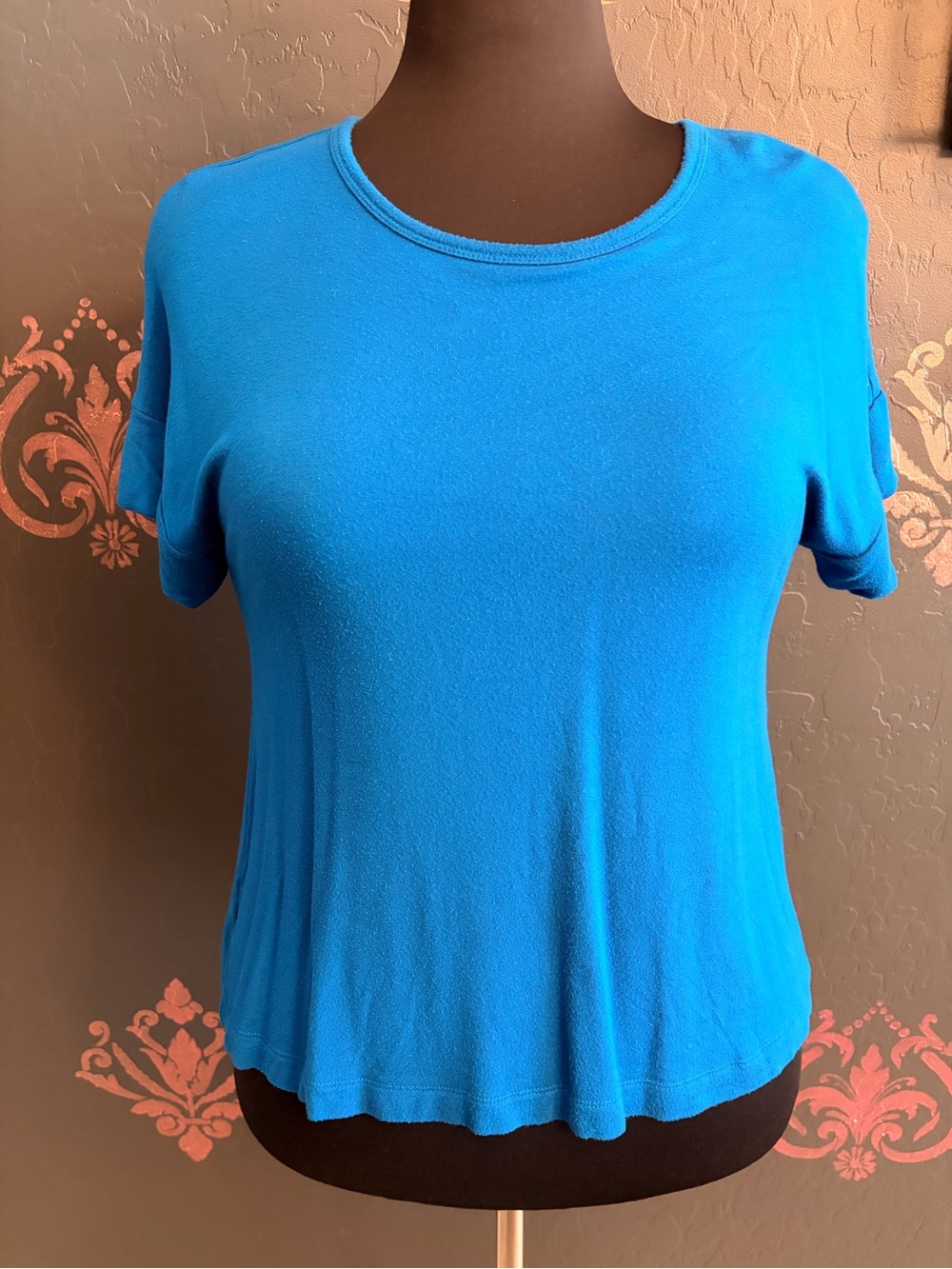 Lou & Grey Bright Turquoise Crewneck Short-Sleeve Tee